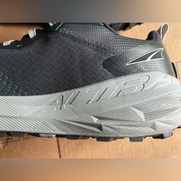 ALTRA Experience Wild 2 Men’s 13 Trail Running Shoes black/grey ALMOST NEW - Picture 6 of 16